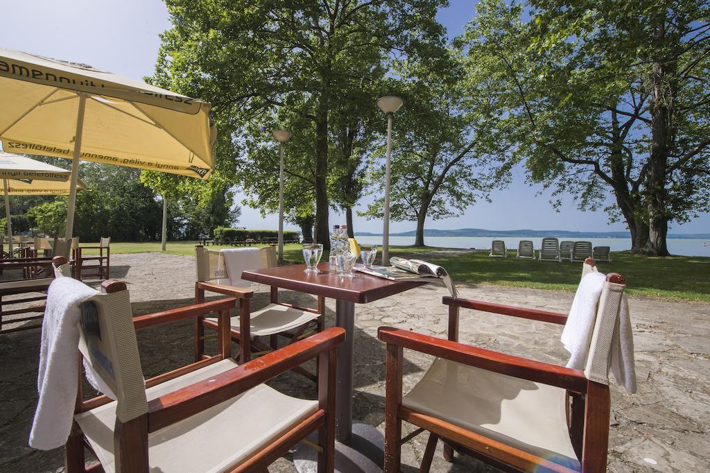 Familia Hotel Balatonboglár Dış mekan fotoğraf